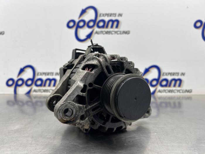 Begagnade Dynamo Kia Picanto (TA) 1.0 12V Pris € 50,00 Marginaltabell erbjuds av Gebr Opdam B.V.