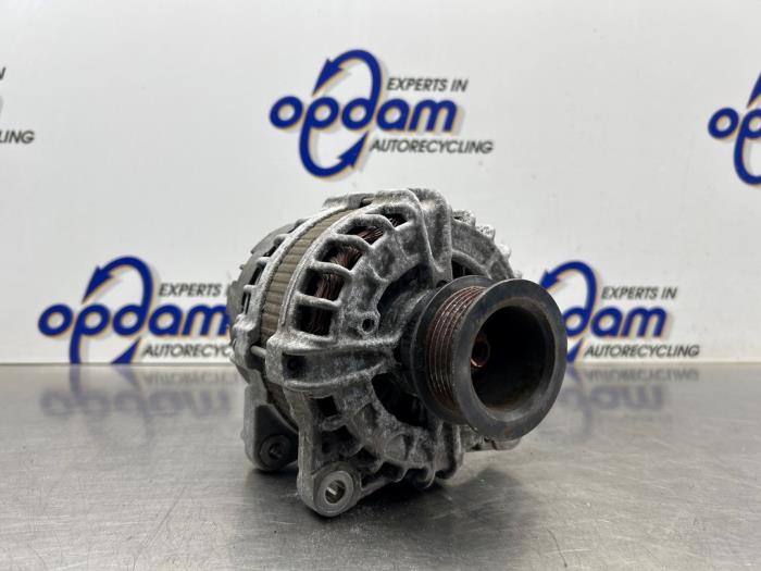 Gebrauchte Dynamo Volvo V40 (MV) 2.0 D2 16V Preis € 75,00 Margenregelung angeboten von Gebr Opdam B.V.