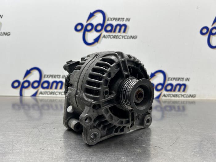 Used Dynamo Volkswagen Touran (1T1/T2) 1.6 FSI 16V Price € 100,00 Margin scheme offered by Gebr Opdam B.V.