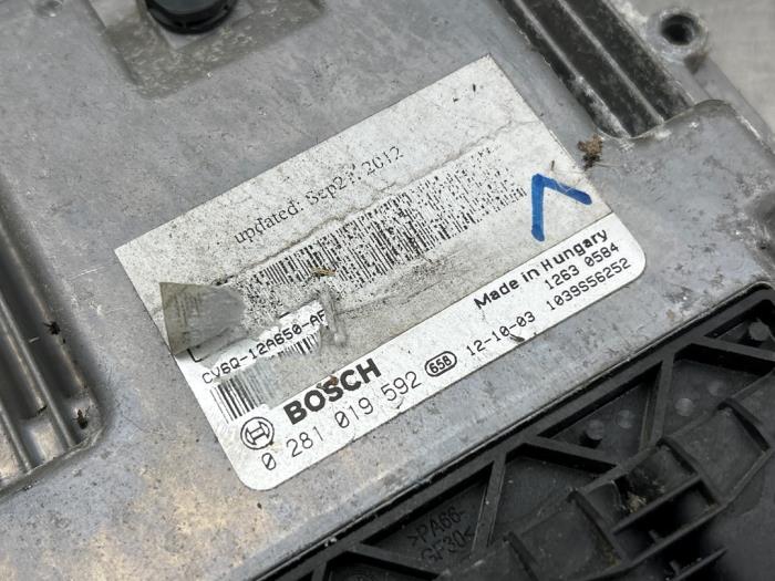 Engine management computer from a Ford Focus 3 Wagon 1.6 TDCi ECOnetic 2012