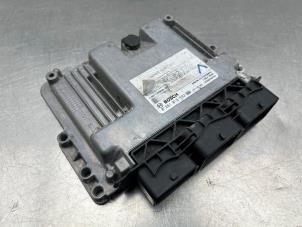 Engine management computer from a Ford Focus 3 Wagon 1.6 TDCi ECOnetic 2012