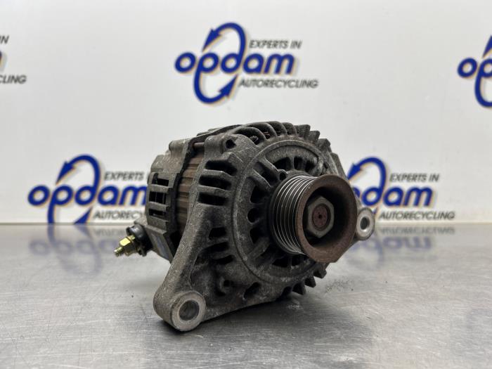 Usagé Alternateur Nissan Micra (K11) 1.4 16V Prix € 50,00 Règlement à la marge proposé par Gebr Opdam B.V.