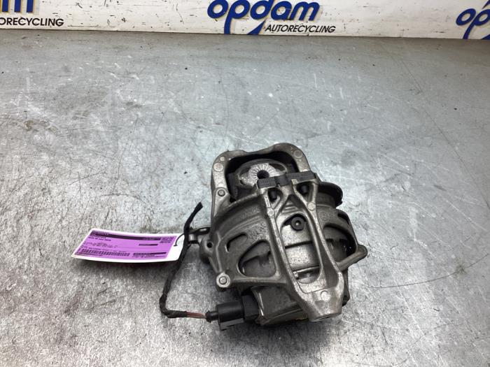 Used Engine mount Audi A6 Avant (C8) 2.0 16V 55 TFSI e Hybrid Quattro Price € 100,00 Margin scheme offered by Gebr Opdam B.V.