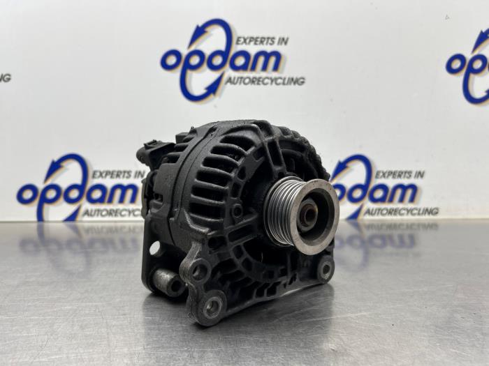 Dynamo Volkswagen Golf V (1K1), 2003 / 2010 1.6 FSI 16V, Fließheck, Benzin, 1.598cc, 85kW (116pk), FWD, BAG, 2003-10 / 2004-07, 1K1 (Gebraucht)