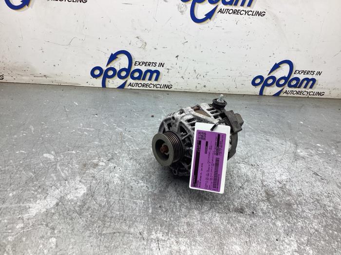 Begagnade Dynamo Suzuki Vitara (LY/MY) 1.6 16V VVT AllGrip Pris € 50,00 Marginaltabell erbjuds av Gebr Opdam B.V.