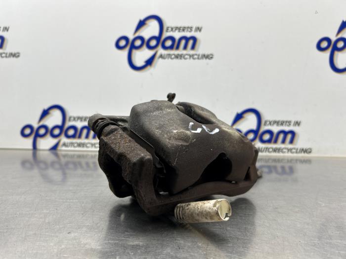 Gebrauchte Bremszange links vorne Mini Mini (R56) 1.6 16V Cooper Preis € 50,00 Margenregelung angeboten von Gebr Opdam B.V.