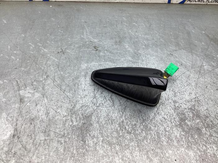 Używane Antena Hyundai i30 (PDEB5/PDEBB/PDEBD/PDEBE) 1.0 T-GDI 12V Cena € 45,00 Procedura marży oferowane przez Gebr Opdam B.V.