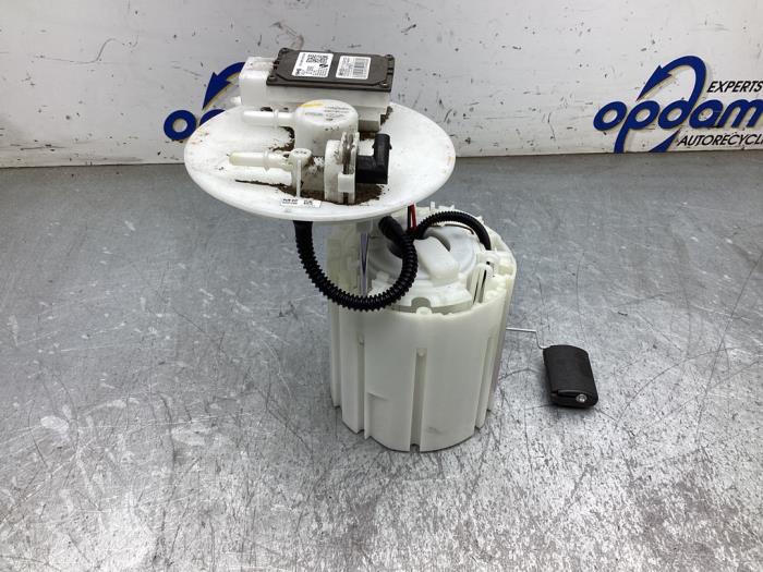 Begagnade Bensinpump Hyundai i30 (PDEB5/PDEBB/PDEBD/PDEBE) 1.0 T-GDI 12V Pris € 85,00 Marginaltabell erbjuds av Gebr Opdam B.V.