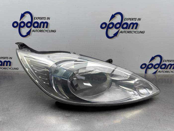 Używane Reflektor prawy Ford Ka II 1.2 Cena € 100,00 Procedura marży oferowane przez Gebr Opdam B.V.