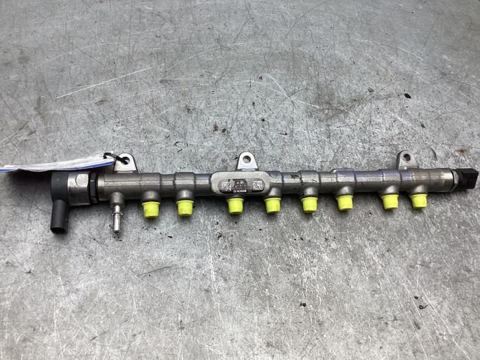 Gebrauchte Kraftstoffverteiler BMW X5 (G05) xDrive 30d 3.0 24V Preis € 150,00 Margenregelung angeboten von Gebr Opdam B.V.