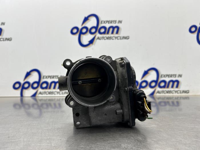 Usagé Boitier papillon Volvo V50 (MW) 2.4i 20V Prix € 75,00 Règlement à la marge proposé par Gebr Opdam B.V.