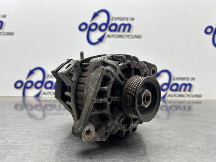 Begagnade Dynamo Hyundai i20 (GBB) 1.2i 16V Pris € 50,00 Marginaltabell erbjuds av Gebr Opdam B.V.