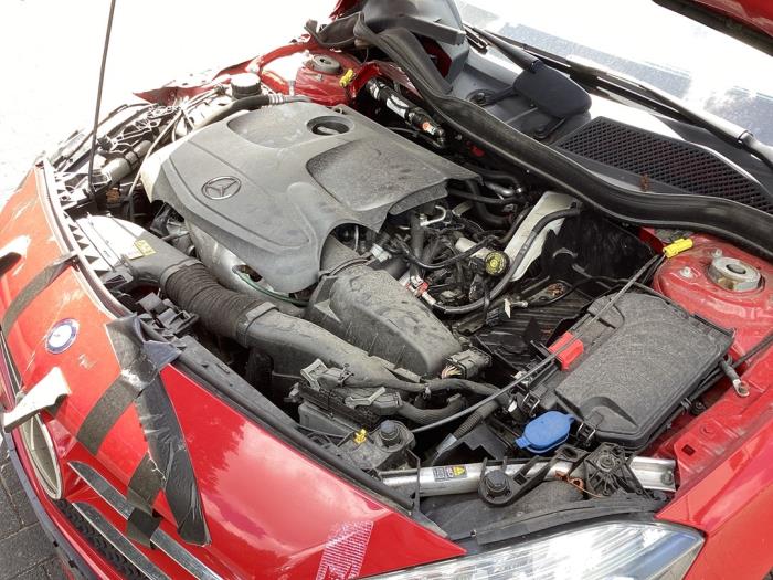 Engine from a Mercedes-Benz A (W176) 1.6 A-180 16V 2013
