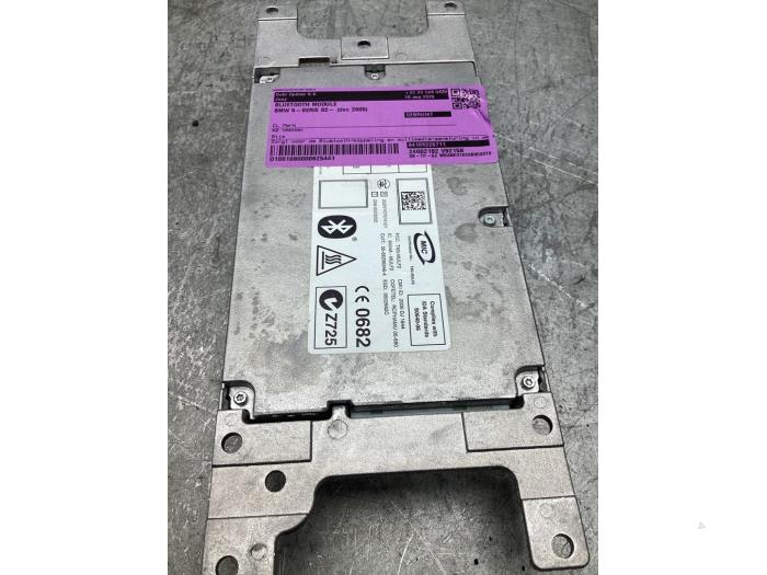Usados Módulo Bluetooth BMW 5 serie (E60) 523i 24V Precio € 100,00 Norma de margen ofrecido por Gebr Opdam B.V.