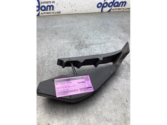 Begagnade Gaspedalsensor BMW 5 serie (E60) 523i 24V Pris € 30,00 Marginaltabell erbjuds av Gebr Opdam B.V.