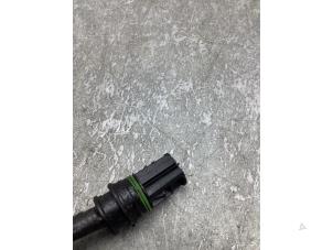 Lambda probe from a BMW 5 serie (E60) 523i 24V 2005