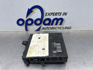 Body control computer from a Renault Twingo II (CN) 1.2 2008