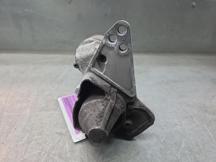 Gebrauchte Anlasser Renault Megane III Grandtour (KZ) 1.2 16V TCE 115 Preis € 30,00 Margenregelung angeboten von Gebr Opdam B.V.