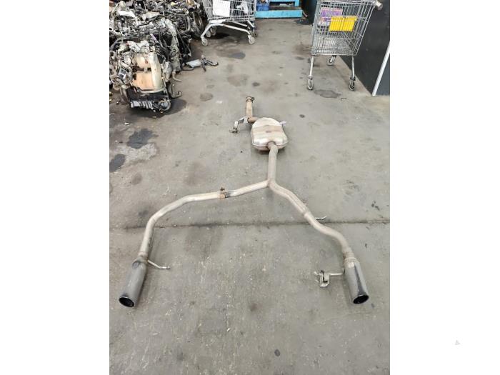 Gebrauchte Auspuff Enddämpfer Audi A4 (B8) 1.8 TFSI 16V Preis € 100,00 Margenregelung angeboten von Gebr Opdam B.V.