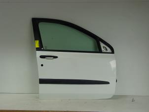 Used Front door 4-door, right Fiat Stilo MW (192C) 1.9 JTD 115 Price € 75,00 Margin scheme offered by Gebr Opdam B.V.