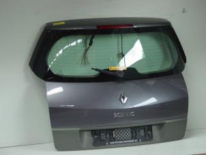 Gebrauchte Heckklappe Renault Scénic II (JM) 1.9 dCi 120 Preis € 75,00 Margenregelung angeboten von Gebr Opdam B.V.