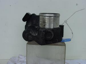 Used Throttle body Renault Master III (ED/HD/UD) 2.5 dCi 120 FAP Price on request offered by Gebr Opdam B.V.