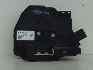 Used Rear door mechanism 4-door, right Renault Clio IV (5R) 0.9 Energy TCE 90 12V Price on request offered by Gebr Opdam B.V.