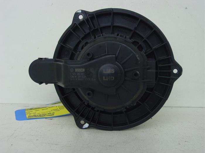 Heizung Belüftungsmotor van een Kia Sportage (SL) 1.6 GDI 16V 4x2 2012