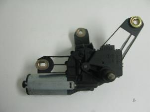 Used Rear wiper motor Skoda Fabia (6Y5) 1.4i 16V Price on request offered by Gebr Opdam B.V.