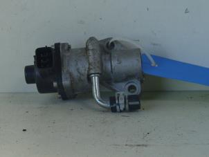 Usados Válvula EGR Volvo V50 (MW) 2.0 16V Precio € 75,00 Norma de margen ofrecido por Gebr Opdam B.V.