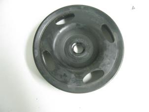 Used Crankshaft pulley Volkswagen Polo IV (9N1/2/3) 1.2 Price on request offered by Gebr Opdam B.V.