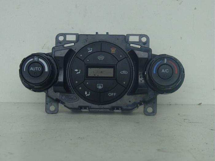Panel de control de calefacción de un Ford Fiesta 6 (JA8) 1.25 16V 2010
