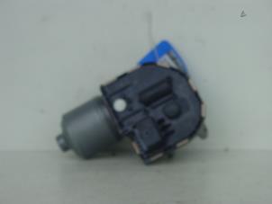 Used Front wiper motor Peugeot 5008 I (0A/0E) 1.6 THP 16V Price on request offered by Gebr Opdam B.V.
