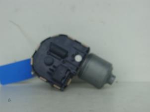 Used Front wiper motor Peugeot 5008 I (0A/0E) 1.6 THP 16V Price on request offered by Gebr Opdam B.V.