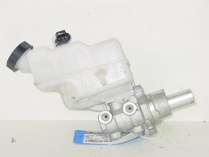 Usagé Cylindre de frein principal Ford Transit 2.4 TDCi 16V Prix sur demande proposé par Gebr Opdam B.V.