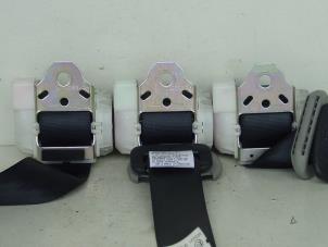 Used Set of seatbelts, rear seats Toyota Yaris II (P9) 1.3 16V VVT-i Price on request offered by Gebr Opdam B.V.
