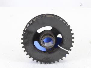Used Crankshaft pulley Ford Mondeo III 1.8 16V Price on request offered by Gebr Opdam B.V.