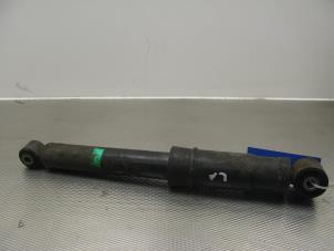 Used Rear shock absorber rod, left Nissan Primastar 2.0 dCi 90 Price € 30,00 Margin scheme offered by Gebr Opdam B.V.