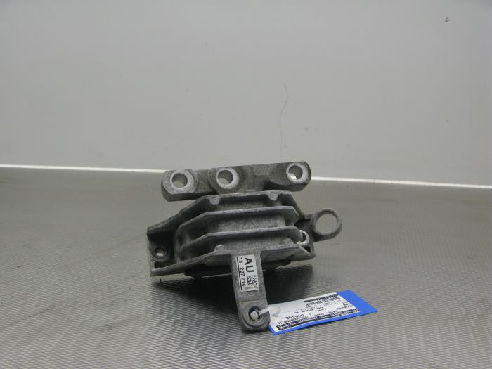Used Engine mount Saab 9-5 (YS3G) 2.0 T 16V Biopower Price on request offered by Gebr Opdam B.V.