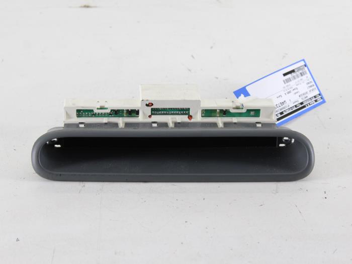 Begagnade Innerdisplay Renault Twingo (C06) 1.2 Pris € 25,00 Marginaltabell erbjuds av Gebr Opdam B.V.