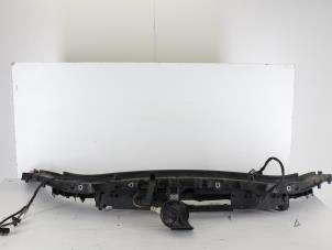 Used Lock plate Renault Grand Scénic II (JM) 1.9 dCi 120 Price on request offered by Gebr Opdam B.V.