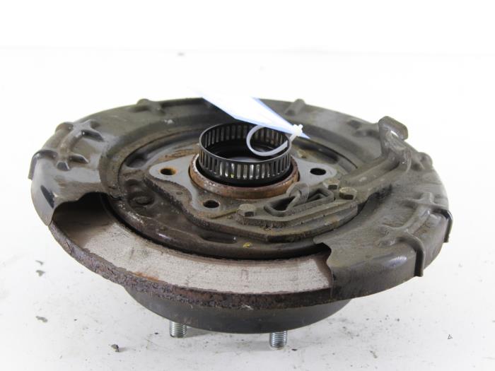 Rear wheel bearing from a Hyundai i30 (FD) 1.6 CRDi 16V VGT HP 2011