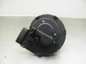 Używane Silnik wentylatora nagrzewnicy Peugeot 106 II 1.1 XN,XR,XT,Accent Cena na żądanie oferowane przez Gebr Opdam B.V.