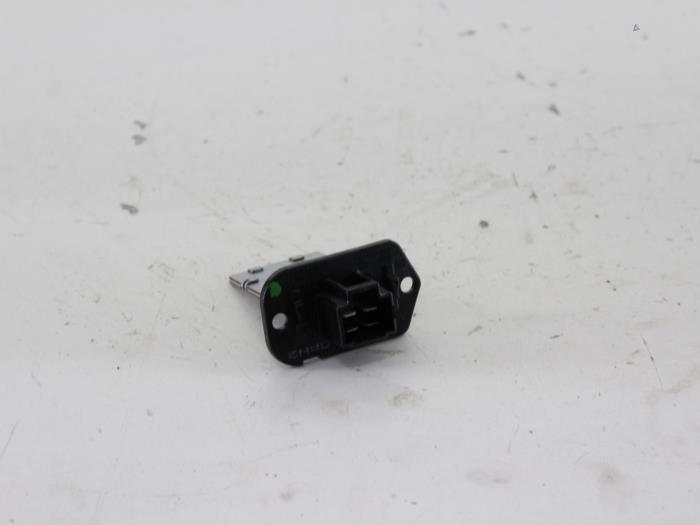 Heater resistor from a Hyundai i10 (F5) 1.1i 12V 2011