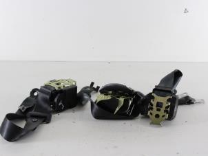 Used Set of seatbelts, rear seats Renault Clio II (BB/CB) 1.4 16V Price on request offered by Gebr Opdam B.V.