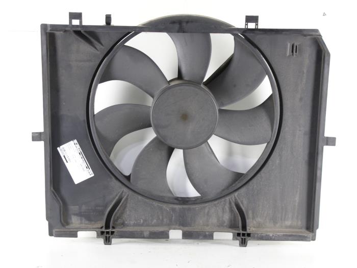 Begagnade Fläktmotor Mercedes E (W210) 2.2 E-200 CDI 16V Pris € 21,00 Marginaltabell erbjuds av Gebr Opdam B.V.