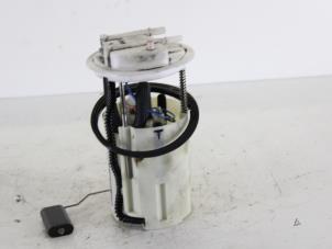 Usados Bomba eléctrica de combustible Fiat Fiorino (225) 1.3 JTD 16V Multijet Precio de solicitud ofrecido por Gebr Opdam B.V.