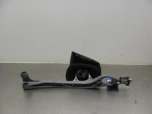 Used Gear stick BMW 3 serie Touring (F31) 318d 2.0 16V Price on request offered by Gebr Opdam B.V.