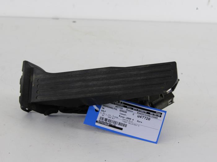 Begagnade Gaspedalsensor Volkswagen Golf V (1K1) 1.6 FSI 16V Pris € 42,00 Marginaltabell erbjuds av Gebr Opdam B.V.