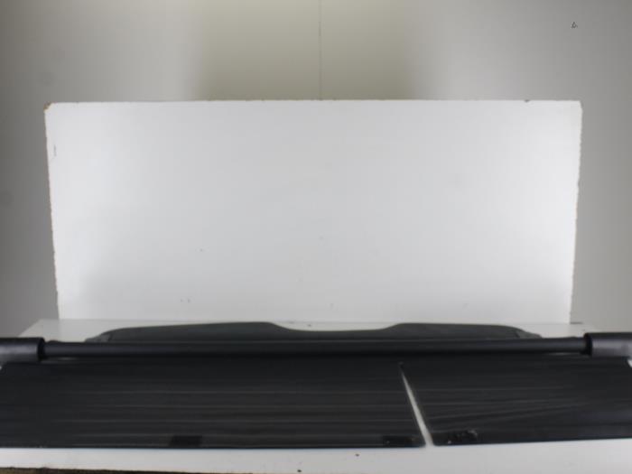 Luggage compartment cover from a Mitsubishi Space Star (DG) 1.6 16V 2003